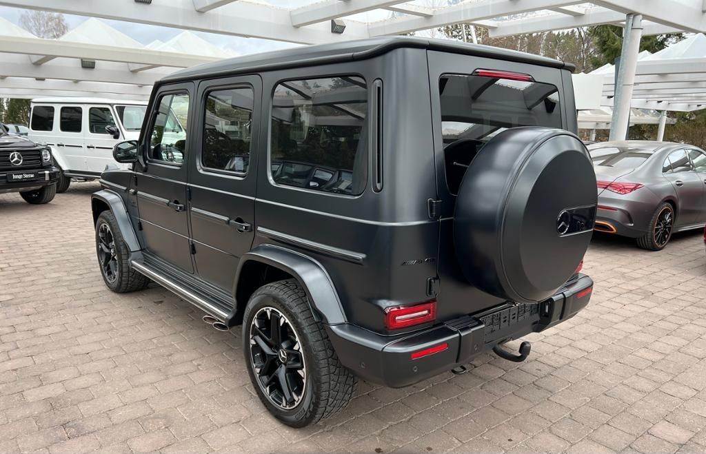 Mercedes - Benz G 63 AMG | černá  metalíza | předváděcí auto skladem | super cena | online nákup | online prodej | autoibuy.com